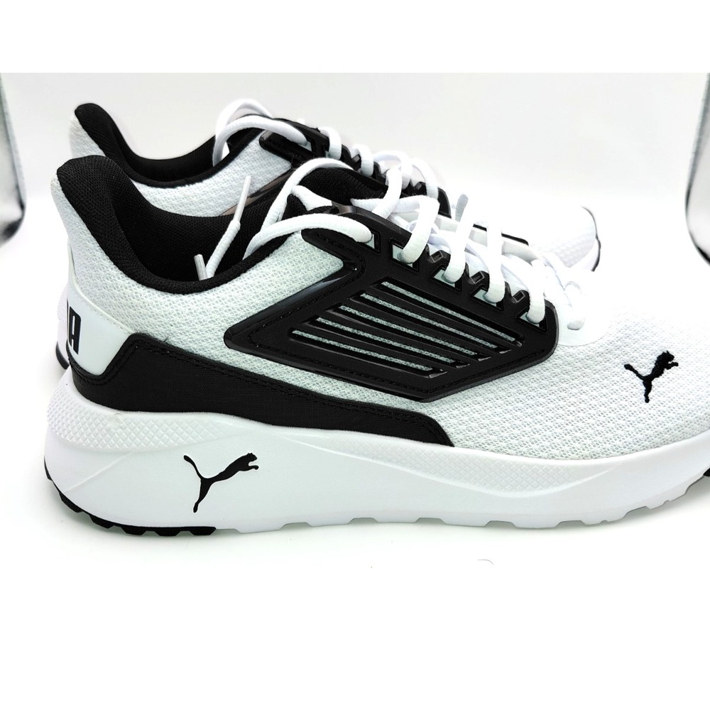 PUMA Pacer Future Men's Running Sneaker Black/White size 8 1/2